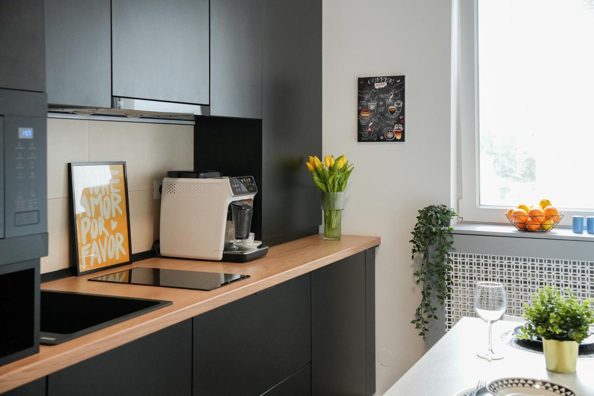 Ana - Cozy & Quiet Apt With Balcony & Garden View Bucarest Esterno foto